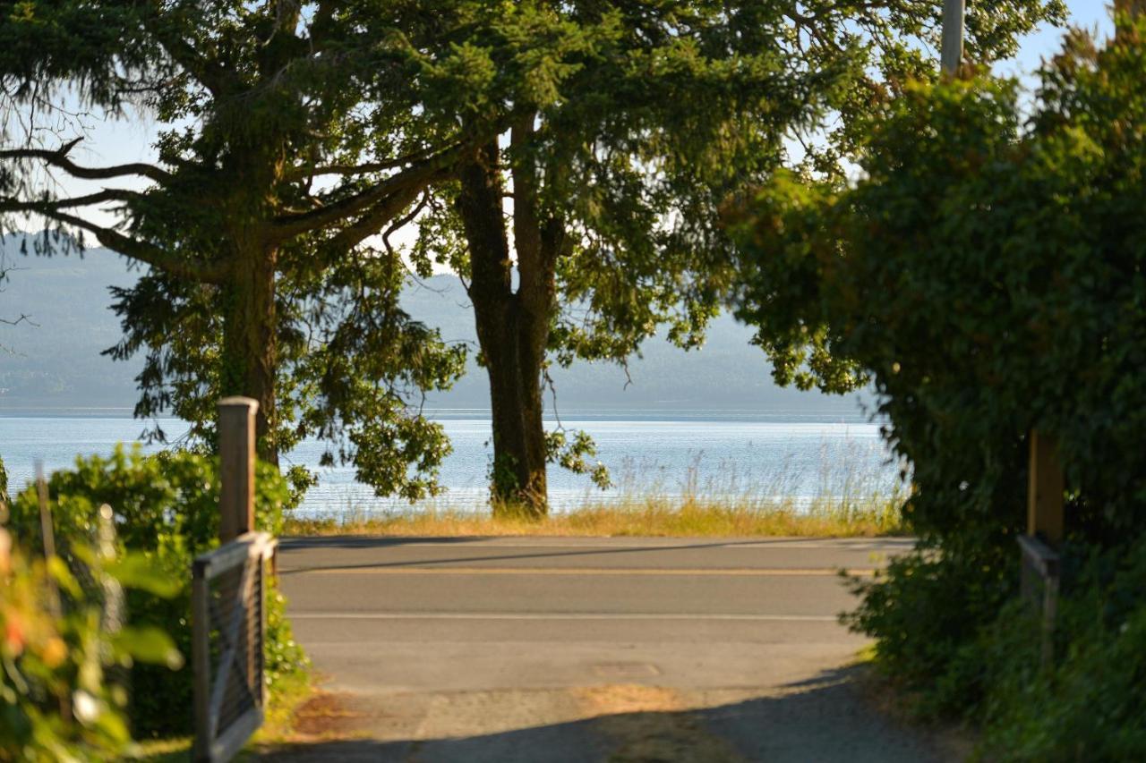 The Bayside Cottage North Saanich Zewnętrze zdjęcie